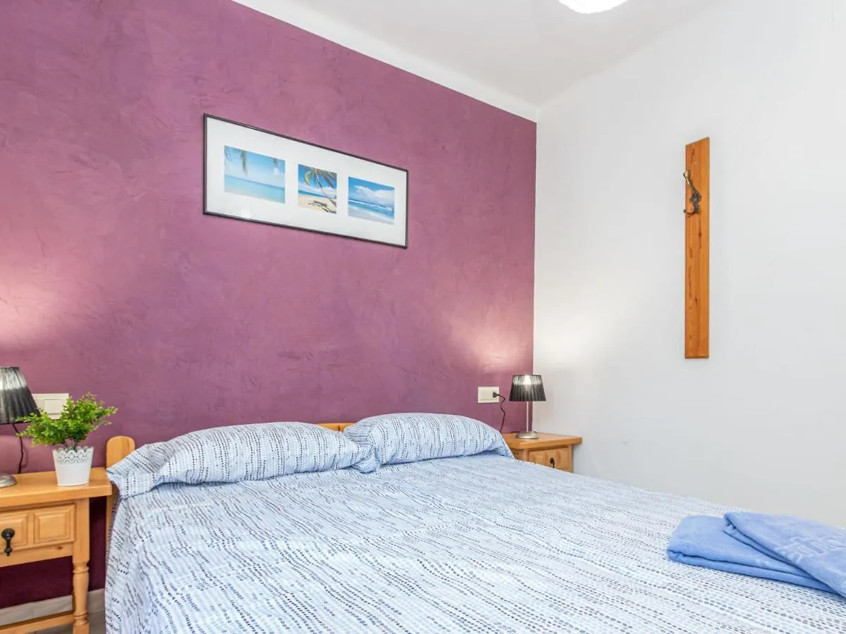 Apartment Flamicell By Interhome Эмпуриабрава